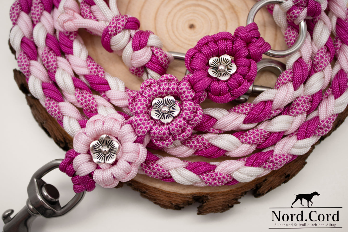 Design your leash from paracord